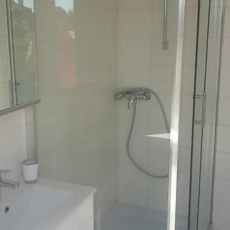 בית נופש Pomalo *